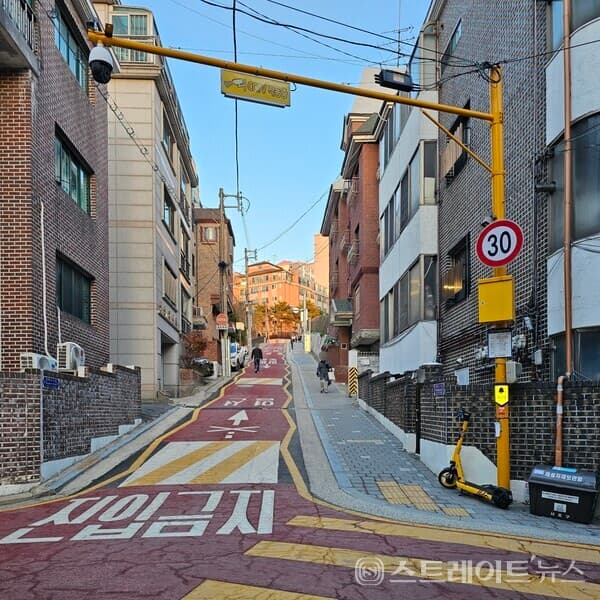 [분양포토+] 주변에 명문고 많은 아파트 '아크로 리츠카운티'