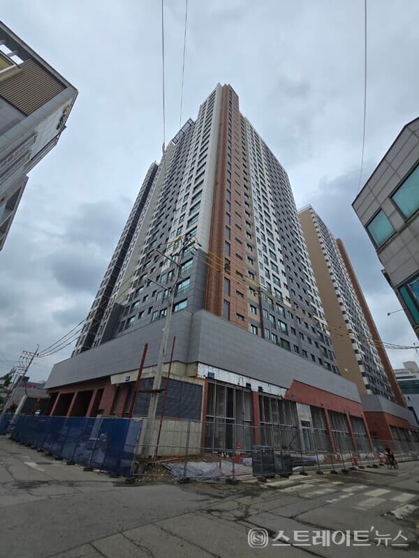 파주금촌 금호어울림 조합원 취소분 60세대 분석 | 경기 파주시 분양 (2026) — [르포] '파주금촌 금호어울림' 850가구 민간임대 흥행 '명과 암'