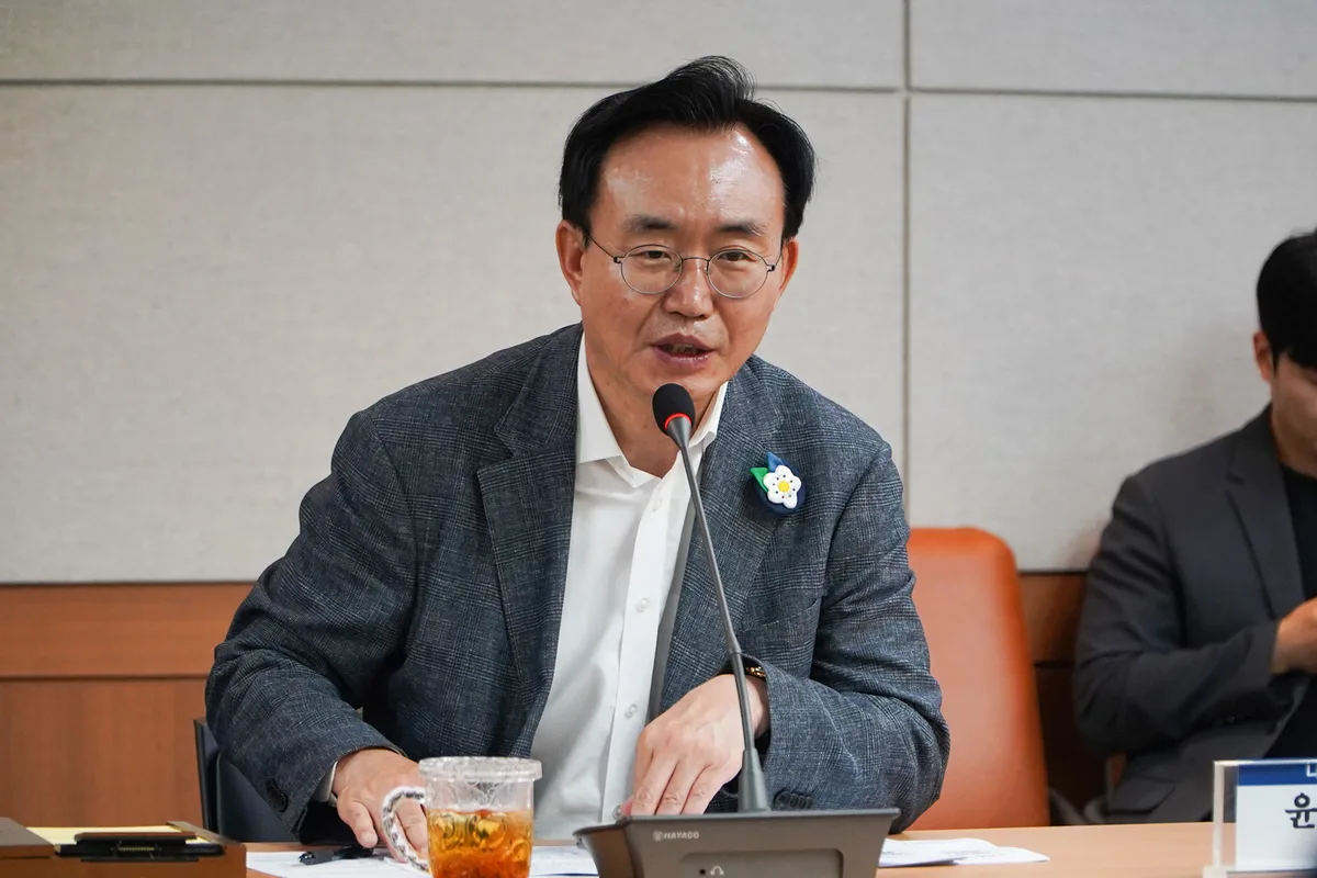산업단지 신규 입주 1년 새 30% 줄어…'50대 직원이 공장 막내' | 서울경제 산업단지 신규 입주 1년 새 30% 줄어…'50대 직원이 공장 막내'