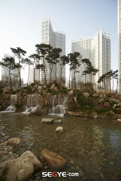 카더라 청약·분양 정보 — 수원 SK SKY VIEW 실거래가 분석 — 경기 수원시 시세·평당가·거래 동향 (2026)