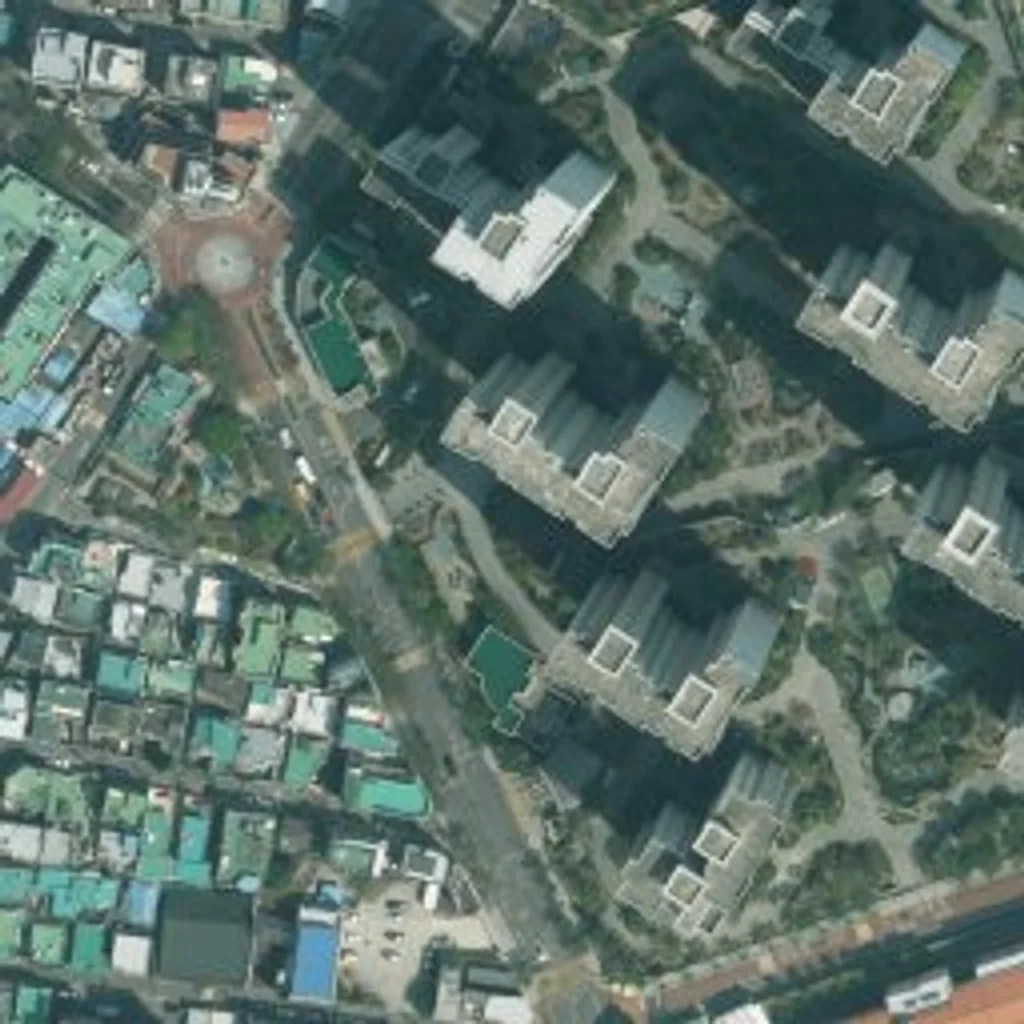 부산 연제구 연산4 재건축 위성사진 — 연제구 연산동