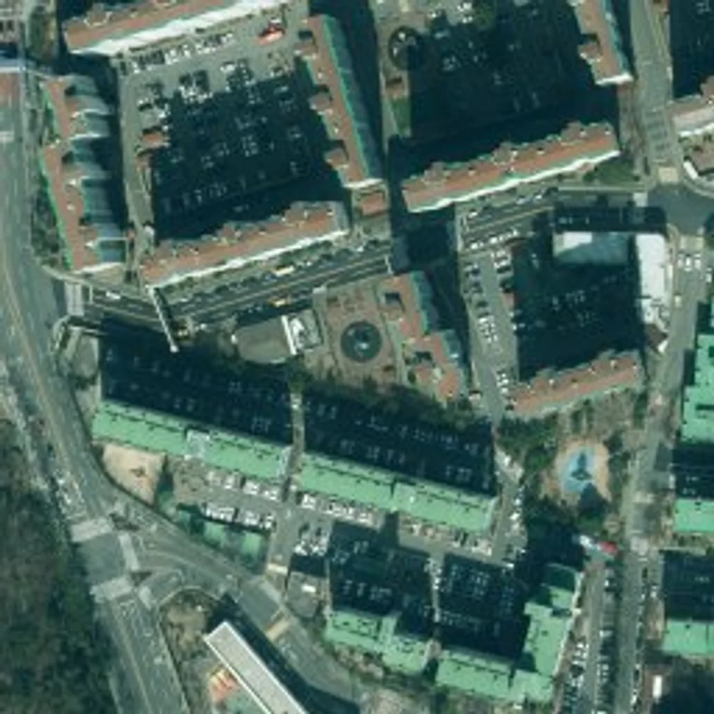 현대패밀리명덕2 위성사진 — 동구 서부동