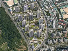 라엘에스 16개동·최고 33층·총 2,033세대(이번 1,073세대 공급) 기준 AI 상상도 — 실제와 다를 수 있음 라엘에스 16개동·최고 33층·총 2,033세대(이번 1,073세대 공급) 기준 AI 상상도(주간 항공) — 실제와 다를 수 있음