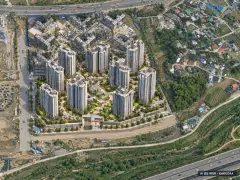 더샵 탕정인피니티시티 8개동·최고 35층·총 1,140세대 기준 AI 상상도(주간 항공) — 실제와 다를 수 있음